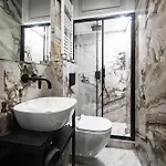 Modern Arch Of Galerius Apartment Thessaloniki