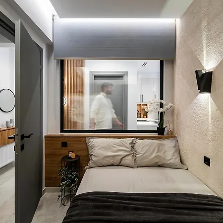 P Deluxe 10 Apartment