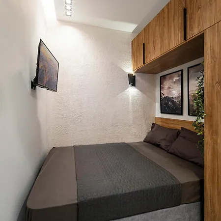 Modern Arch Of Galerius *