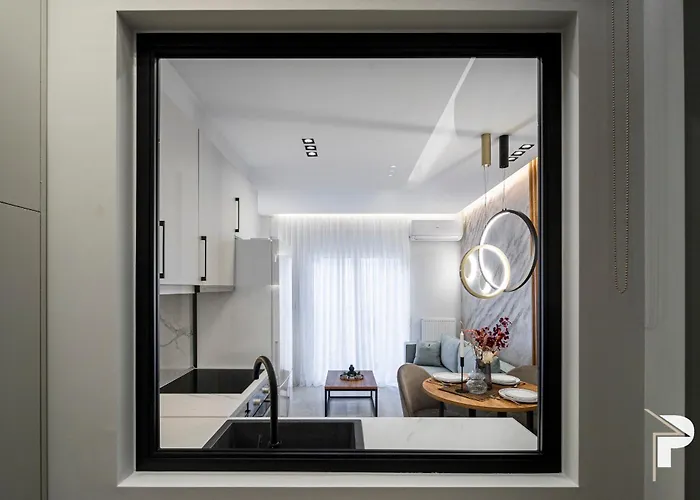 Modern Arch Of Galerius Appartement Thessalonique